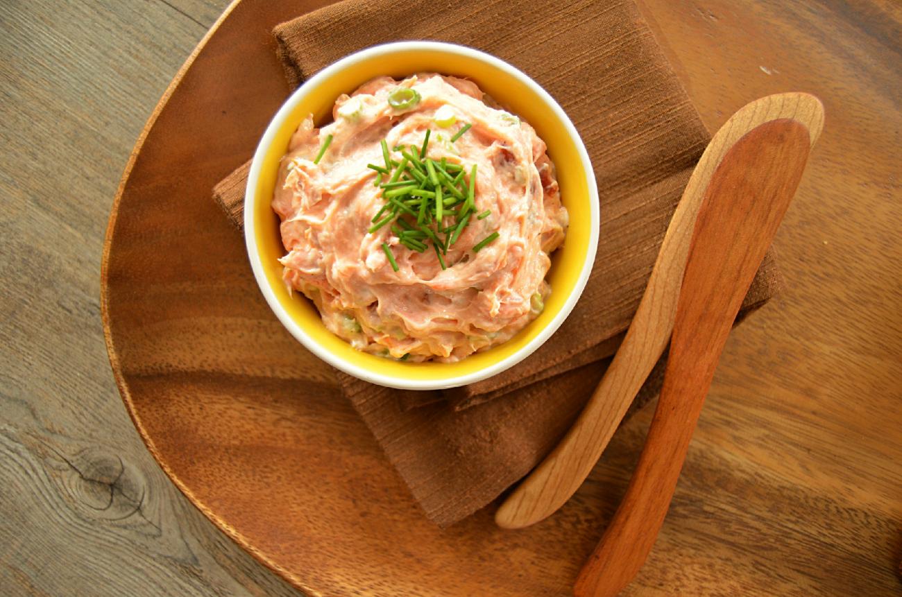 Salmon dip in bowl.